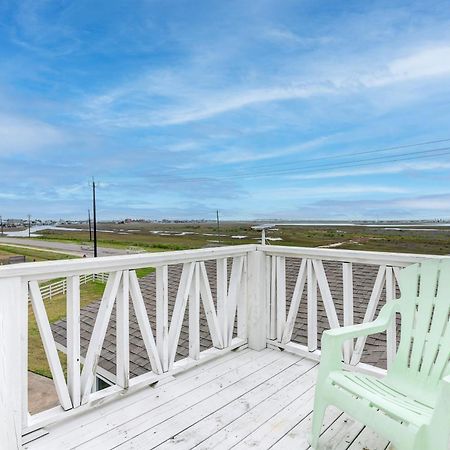 Modern Freeport Home Short Walk To Surfside Beach Екстериор снимка